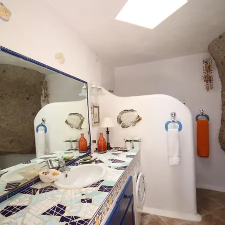 House Cueva Del Mar Дом отдыха *